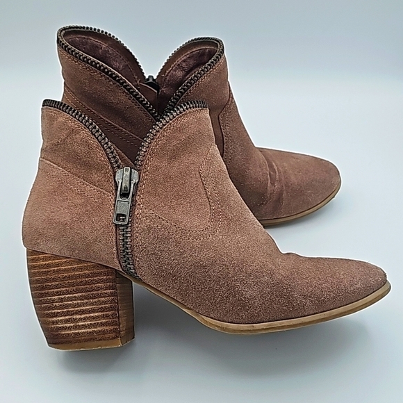 CHINESE Laundry Strawberry Field Ankle Booties Dusty Rose/ Blush 7.5 - Picture 7 of 8